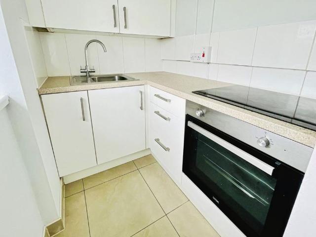 Apartment for rent in Vale, Wales