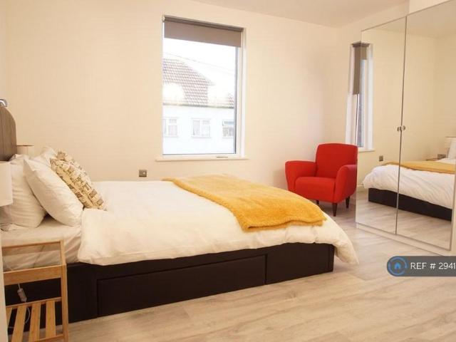 Apartment for rent in Rodbourne, Swindon