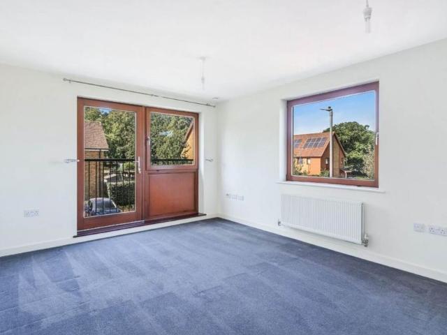 Apartment for rent in Manor Park, Epsom