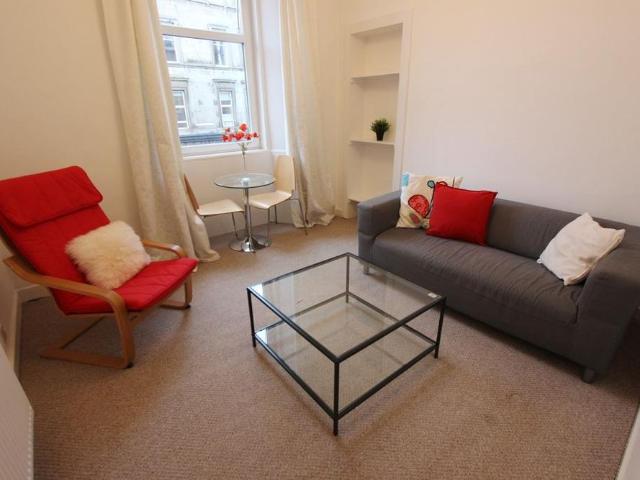 Apartment for rent in Hillside, Leith