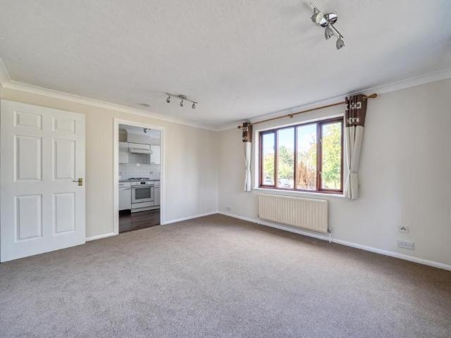 Apartment for rent in Red Hill, Surrey