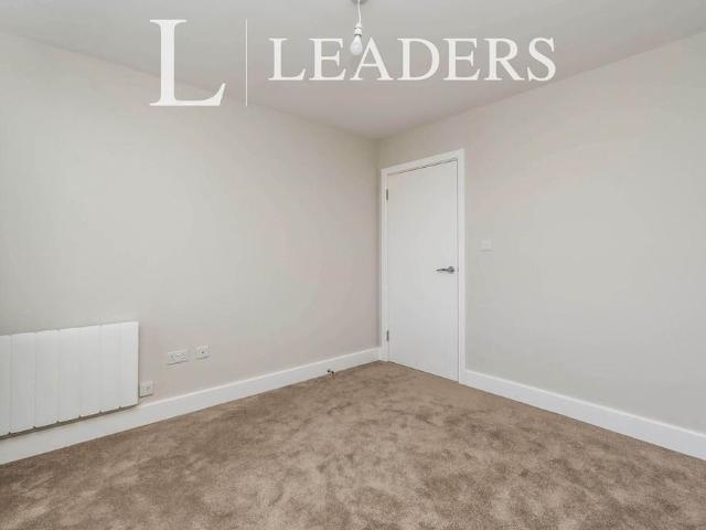 Apartment for rent in Shirley Park, City Of Southampton