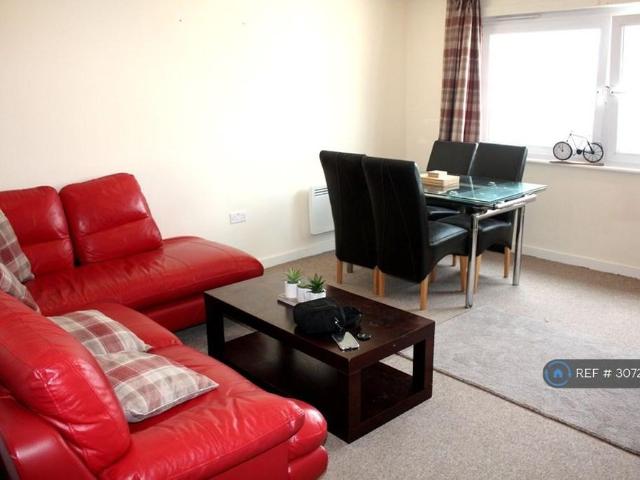 Apartment for rent in Old Town, Swindon
