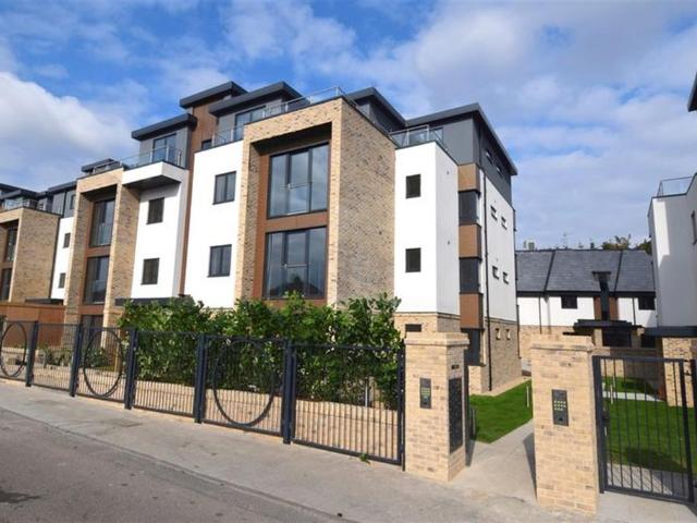 Flat for rent in Hendon, Greater London
