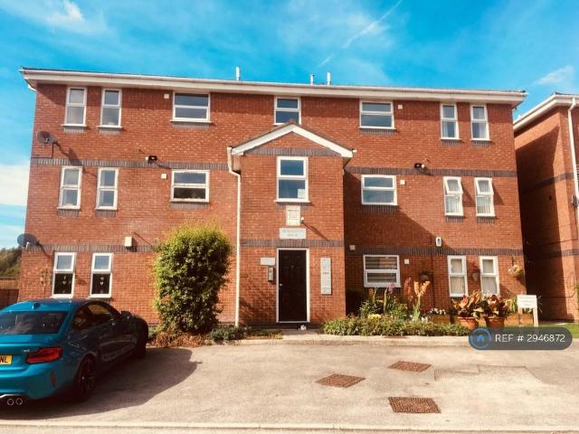Flat for rent in Queen's Park, Blackburn