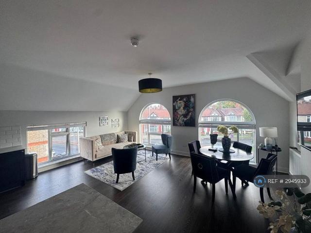 Apartment for rent in Allerton, Calderstones