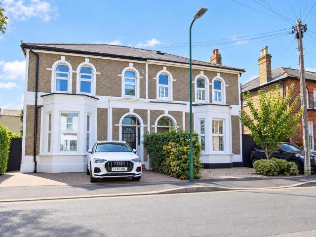 Flat for rent in Wallington, Greater London