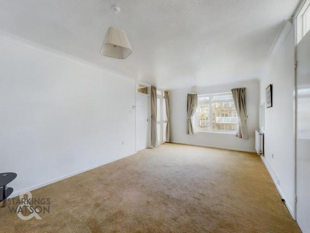 Apartment for rent in Lakenham, East Bank