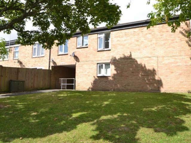 Flat for rent in Saxon Fields, Barton Stacey