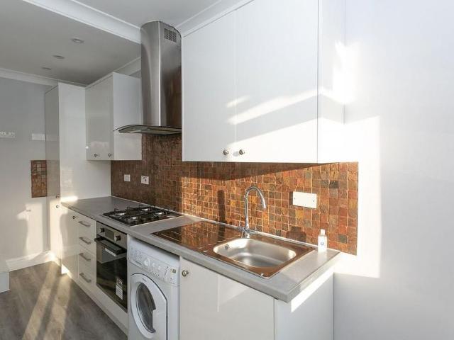 Apartment for rent in Bushey