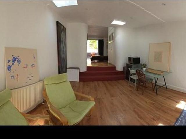 Apartment for rent in Preston, Greater London