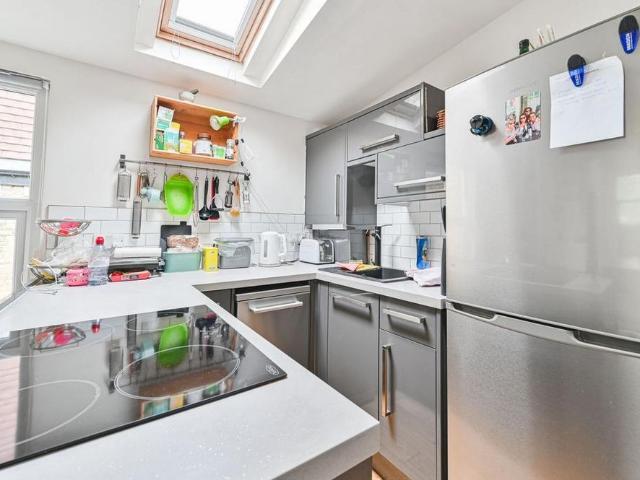 Apartment for rent in London Borough of Lambeth, Greater London