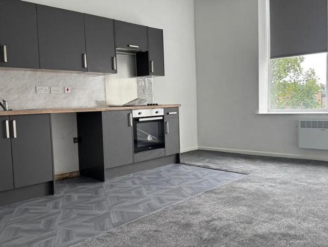 Apartment for rent in Eightlands, Dewsbury