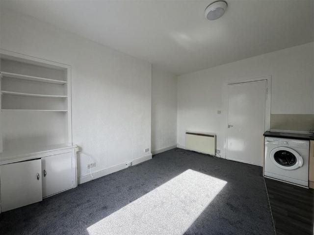 Apartment for rent in Moneydie, Scotland