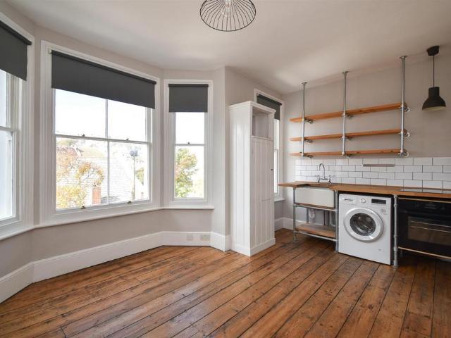 Flat for rent in Blacklands, Guestling Green