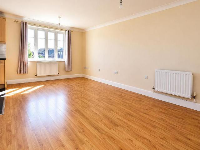 Apartment for rent in Red Hill, Surrey