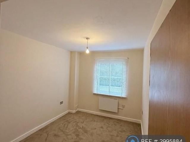 Apartment for rent in Addlestone, Runnymede