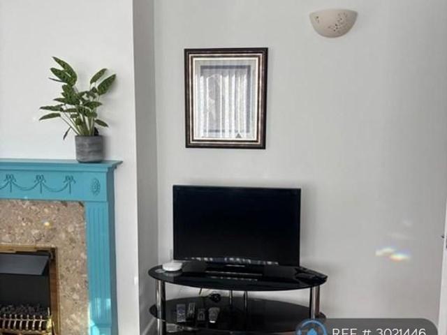 Apartment for rent in Red Hill, St Peters