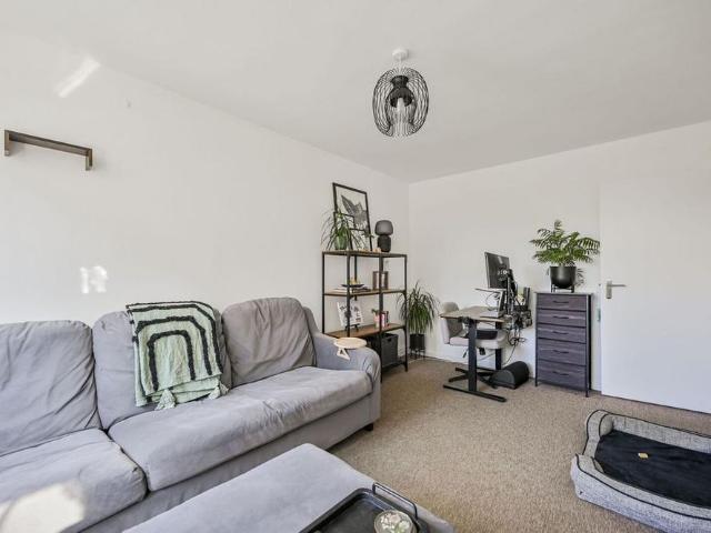 Apartment for rent in Hornsey, Greater London