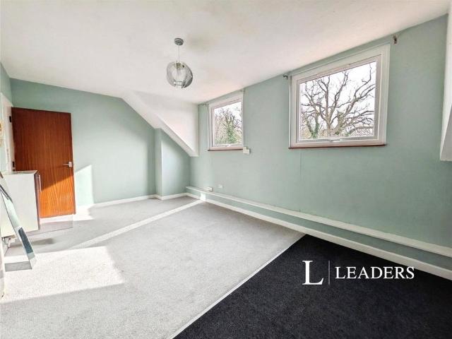 Apartment for rent in Bassett, City Of Southampton