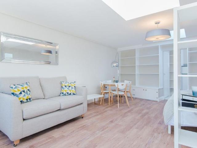 Apartment for rent in The Slade, Oxfordshire