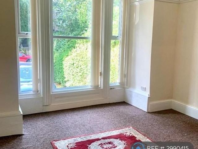Apartment for rent in Calderstones