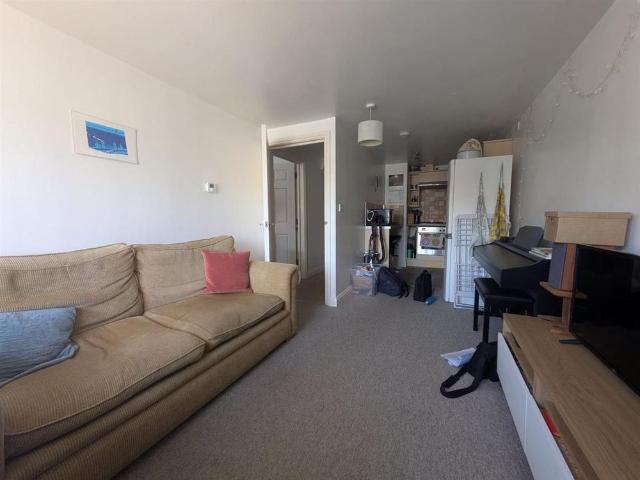 Apartment for rent in Feckenham, City Of Bristol