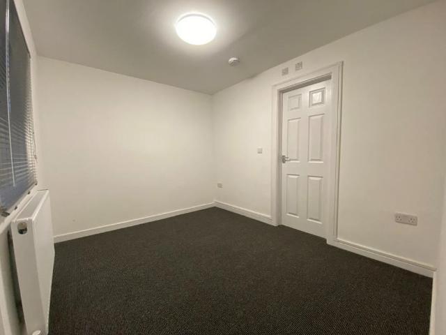 Apartment for rent in Falcon Lodge, Wales