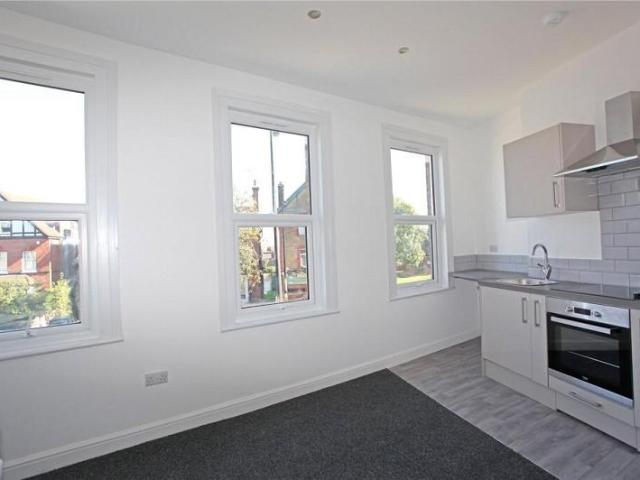 Flat for rent in Woodford Green, Greater London
