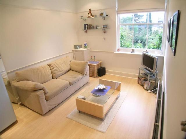 Apartment for rent in Surbiton, Greater London