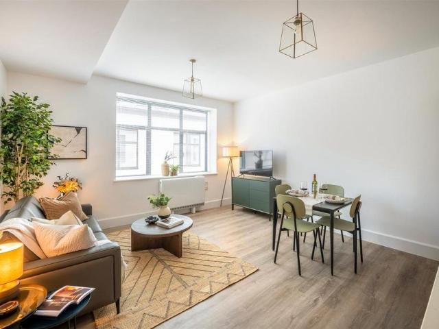 Apartment for rent in Aldrington