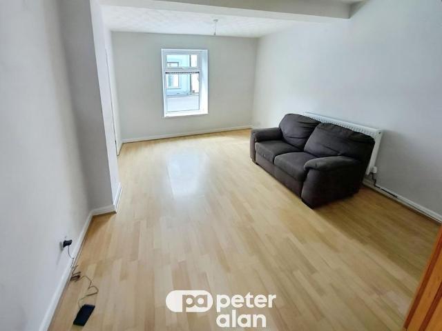 Apartment for rent in Gadlys, Aberdare