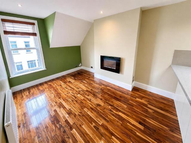 Apartment for rent in Boscombe, Bournemouth