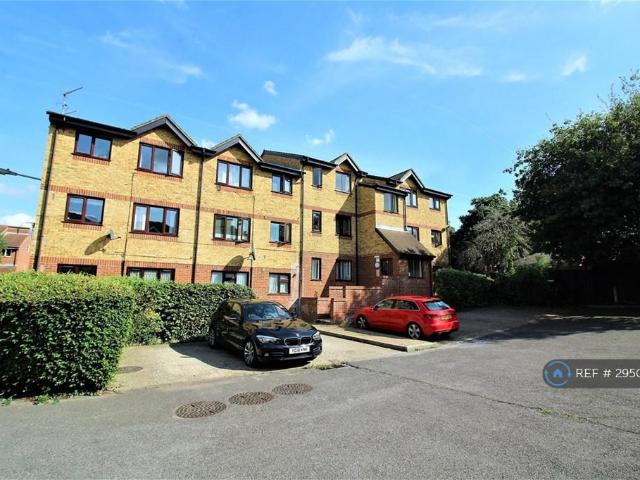Flat for rent in Higham Hill, Greater London