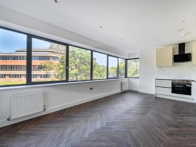 Apartment for rent in Fleet, Hart