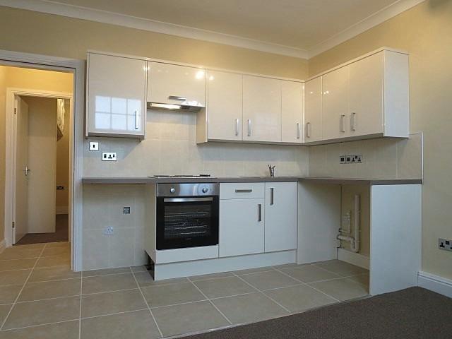 Apartment for rent in Stone, Baswich