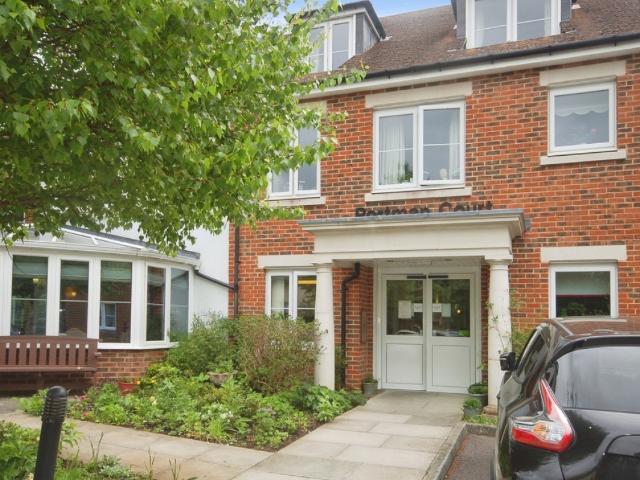 Apartment for rent in Uckfield, Cross In Hand