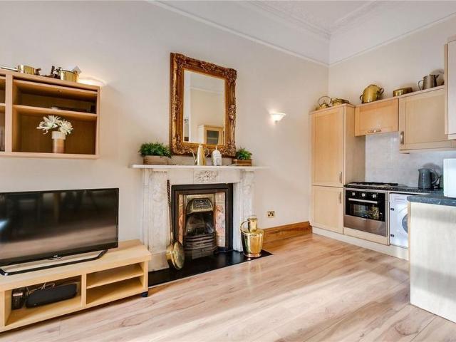 Apartment for rent in Kensal Town, Bayswater