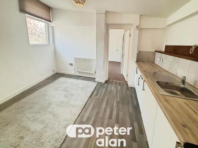 Apartment for rent in Porthcawl, Nottage