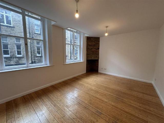 Apartment for rent in Highfields, Huddersfield