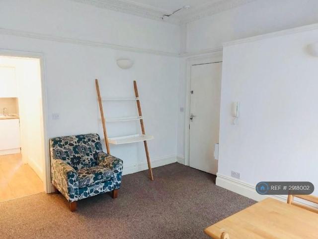 Apartment for rent in Stokes Croft, Feckenham