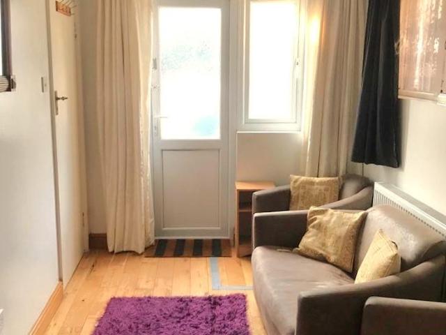 Flat for rent in Dollis Hill, Greater London