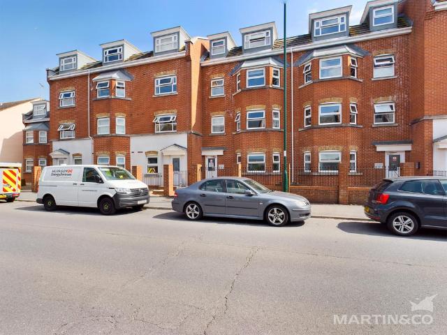 Flat for rent in Clapham, West Sussex