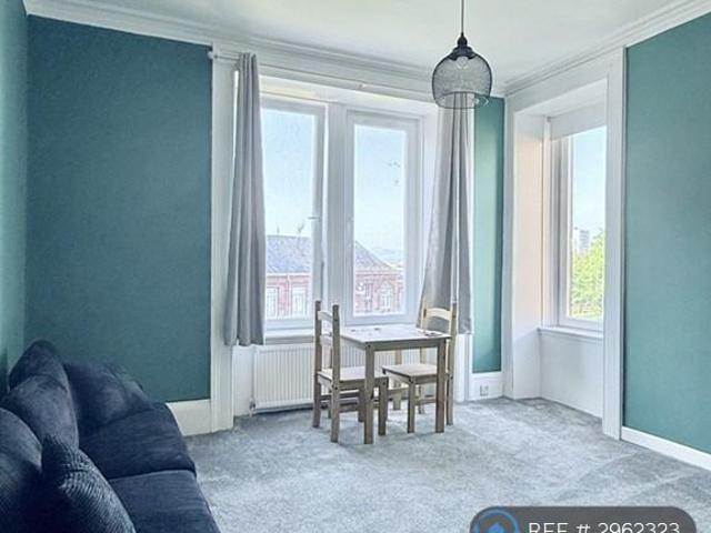 Flat for rent in Greenock, Scotland