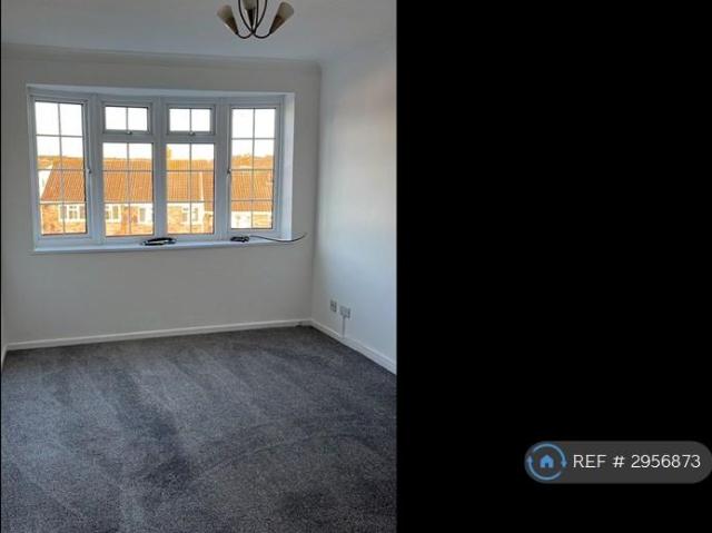 Flat for rent in Strood
