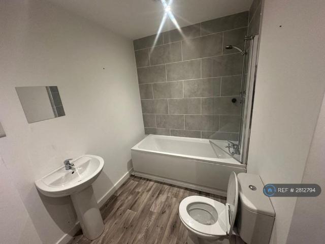 Apartment for rent in Buckley Wells, Bury