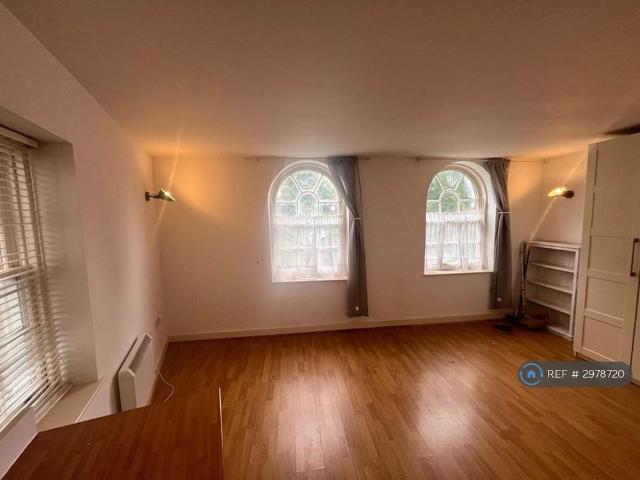 Apartment for rent in Troy Town, Rochester