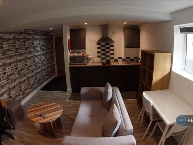 Apartment for rent in Huddersfield, Kirklees