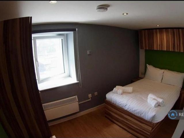 Apartment for rent in Huddersfield, Kirklees