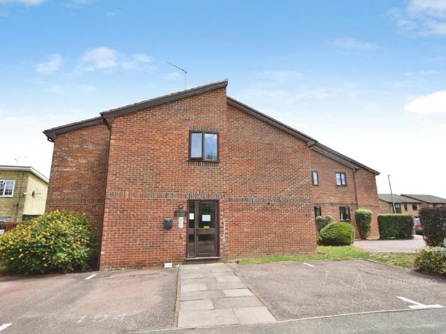 Flat for rent in Walton, Aylesbury